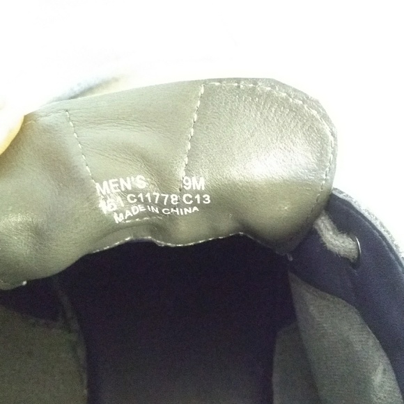 Cole Haan Glenn Gray Leather Ankle Boots. - Picture 5 of 8